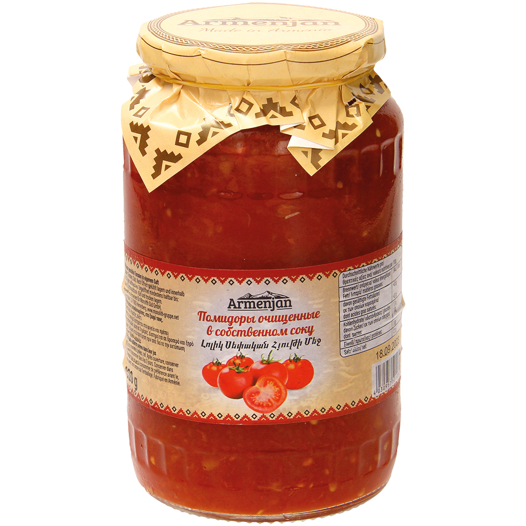 Hele gepelde tomaten in eigen sap