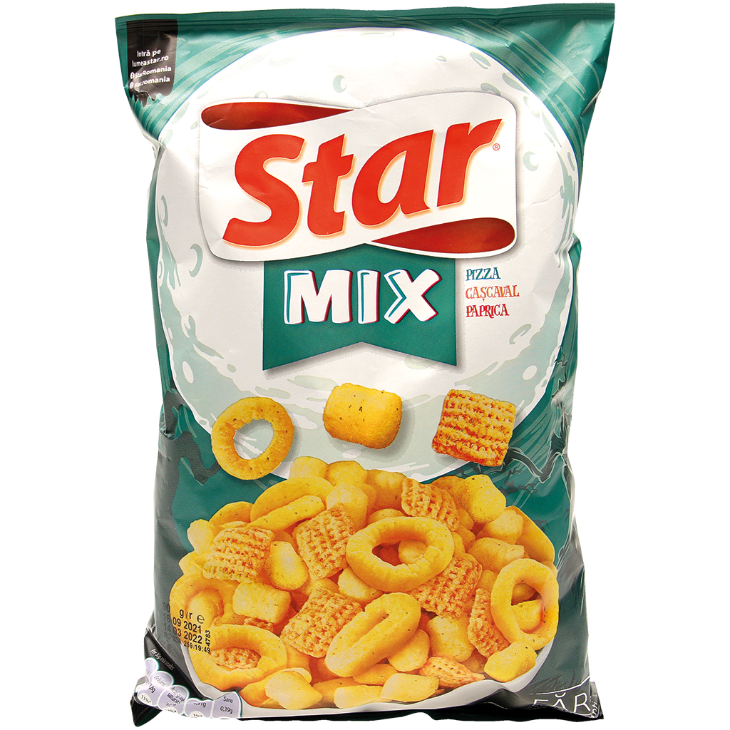 Snackmix van maissnacks met kaas smaak, maissnacks met pizzasmaak en weizensnacks met paprikasmaak.