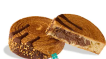 Zoet gebak New Yorker met chocolade vulling