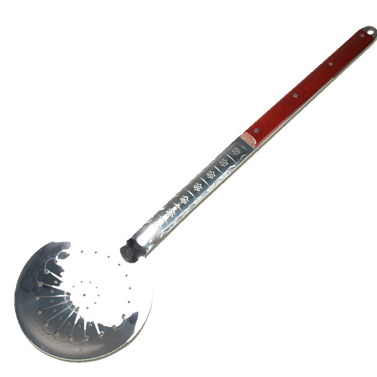 Schaumlepel 65 cm, met houten handvat