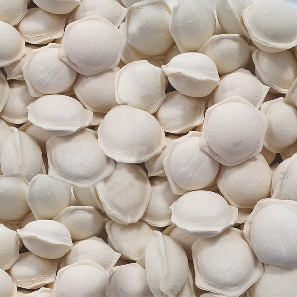Deegwaren "Pelmeni Domashnie" met varkensvlees- en rundvleesvulling, diepgevroren
