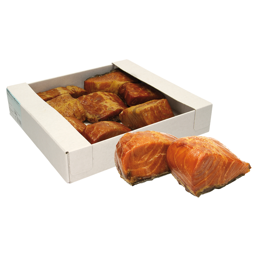 Steurfilet stukjes (Acipenser schrencki x Huso dauricus) met huid, heet gerookt