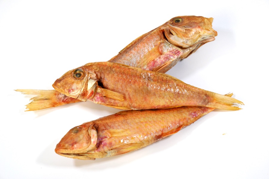 Rotbarbe (Mullus Barbatus) niet schoongemaakt, koudgerookt