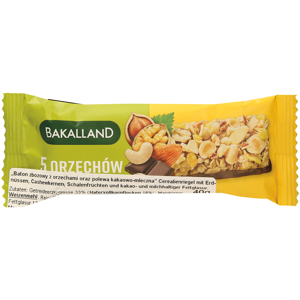 Злаковый батончик с арахисом, орехами и какао-молочной глазурью
