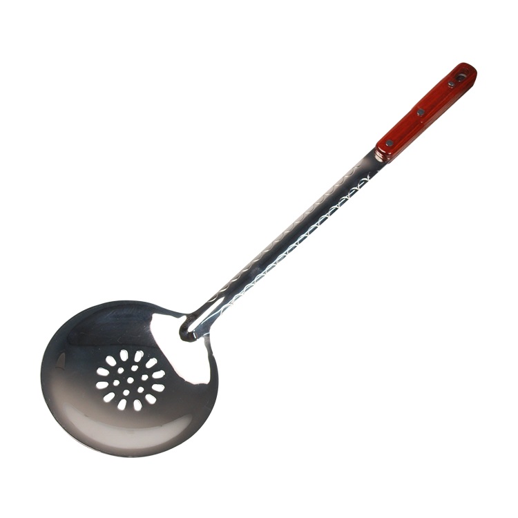 Schaumlepel met houten handvat, 47 cm
