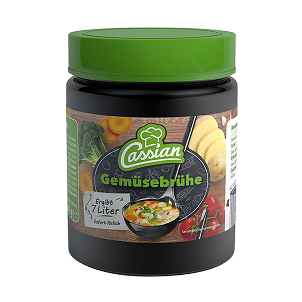 Heldere groentebouillon