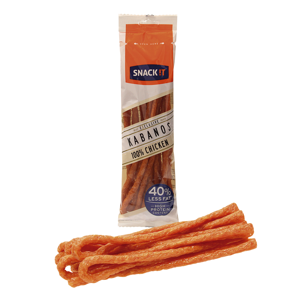 Snack IT - Exclusief Kippenvlees-Kabanos. Vleesproduct van kippenvlees, fijngehakt, gerookt, gestoomd, gedroogd, met kippenproteïne.