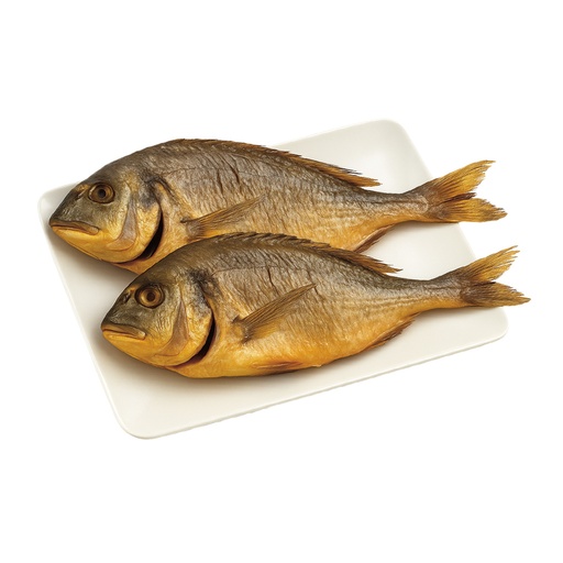 [10914] Gerookte dorade royal, ontdaan van ingewanden.