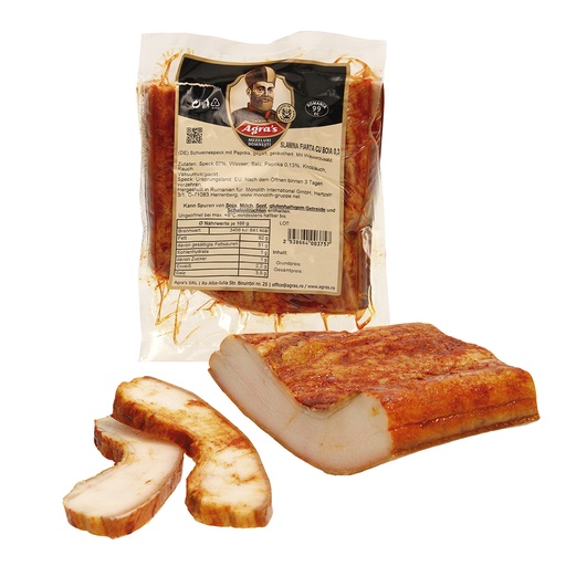 [24719] "Slanina fiarta cu boia" Сало с красным перцем, варено-копчёное.